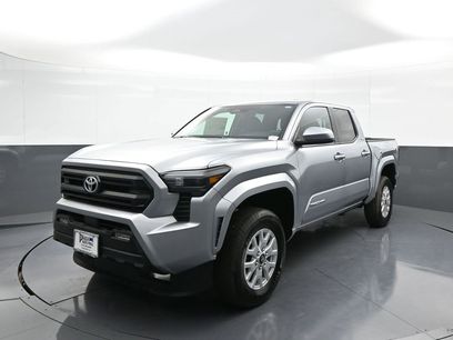 New 2025 Toyota Tacoma SR5