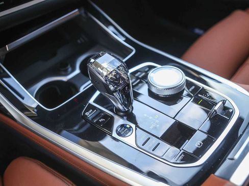 New 2026 BMW ALPINA XB7 image 17