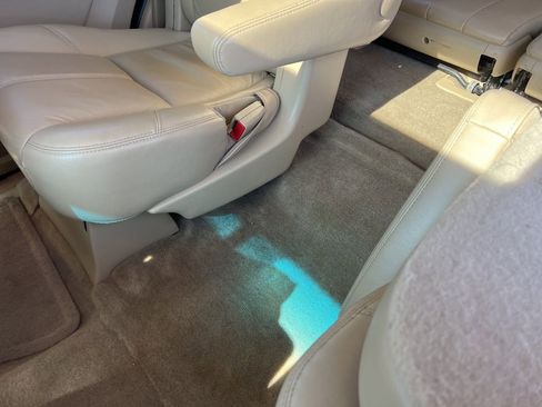 Used 2014 Chevrolet Tahoe LT w/ Suspension Package, Off-Road image 22