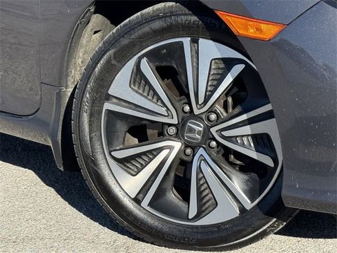 Used 2016 Honda Civic EX-L image 28