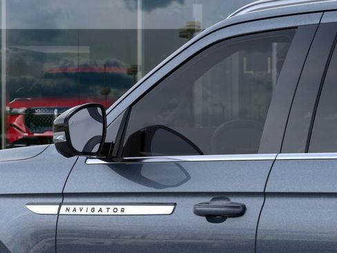 New 2026 Lincoln Navigator Reserve AWD/4WD image 20