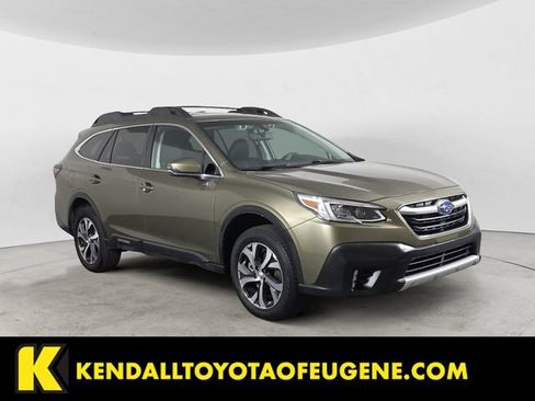 Used 2022 Subaru Outback Limited AWD/4WD image 3
