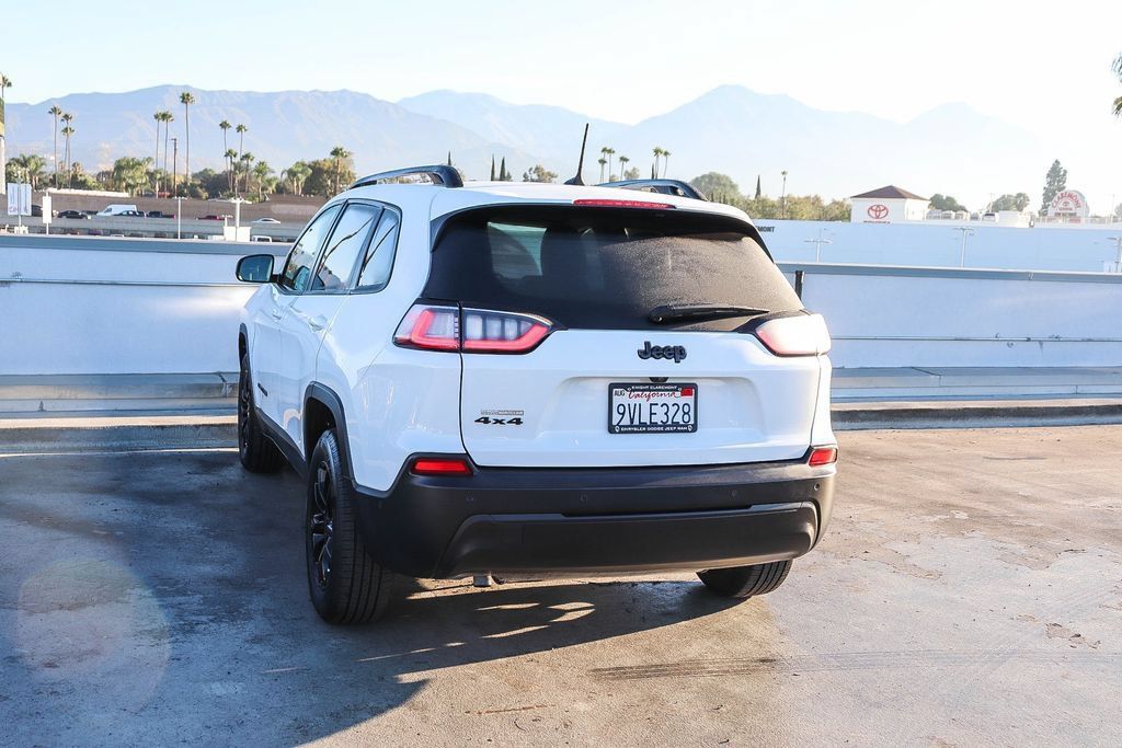Used 2023 Jeep Cherokee Altitude Lux AWD/4WD image 7