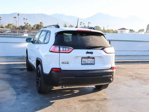 Used 2023 Jeep Cherokee Altitude Lux AWD/4WD image 7