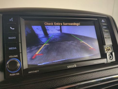 Used 2019 Dodge Grand Caravan SXT FWD image 25