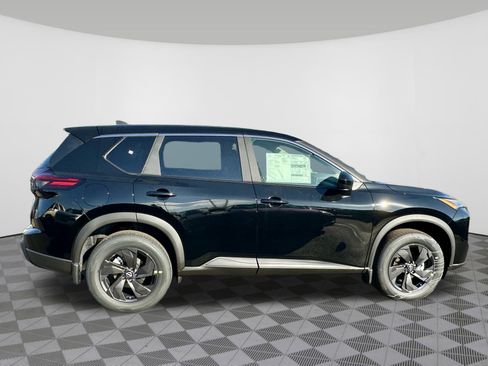 New 2026 Nissan Rogue SV AWD/4WD image 2