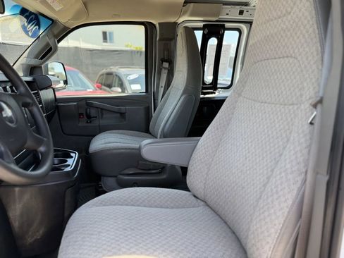 Used 2023 Chevrolet Express 2500 image 13