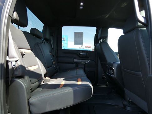 Used 2023 GMC Sierra 2500 AT4 w/ Gooseneck/5TH Wheel Package AWD/4WD image 16