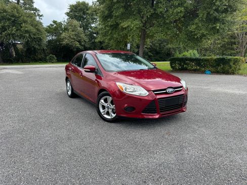 Used 2013 Ford Focus SE FWD image 35