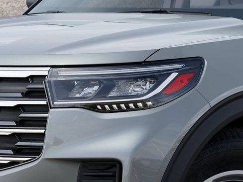 New 2027 Ford Explorer Active RWD image 18