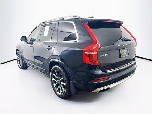 Used 2018 Volvo XC90 T6 Momentum w/ Convenience Package image 5