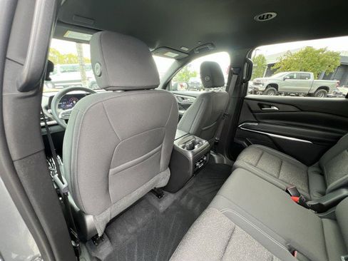 Used 2026 Chevrolet Traverse LT image 20