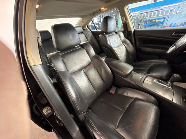 Used 2014 Nissan Maxima FWD image 33