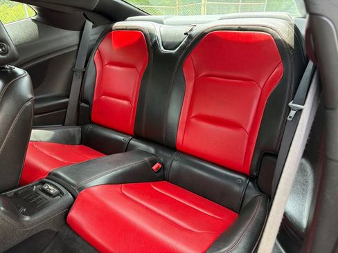 Used 2021 Chevrolet Camaro SS RWD image 18