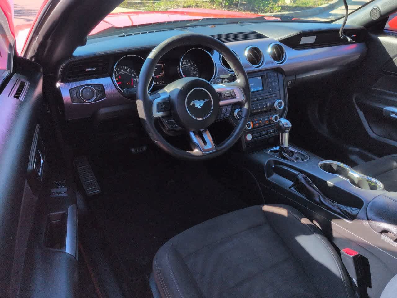 Used 2016 Ford Mustang Coupe RWD image 14