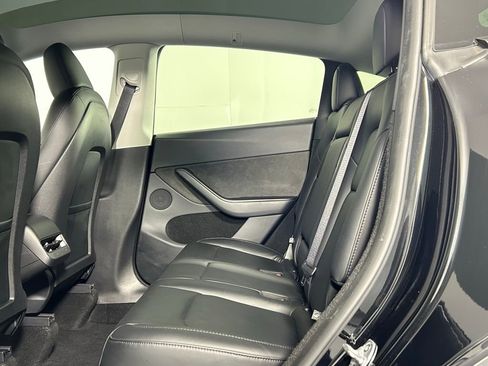 Used 2024 Tesla Model Y Long Range image 17