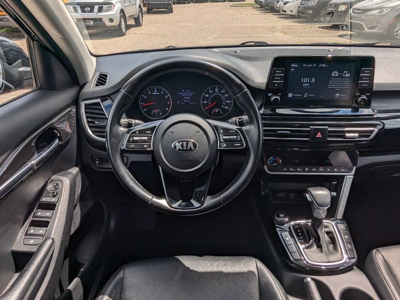 Used 2021 Kia Seltos EX AWD/4WD image 17