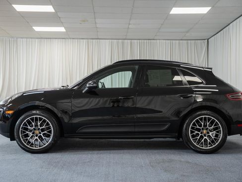 Used 2018 Porsche Macan AWD/4WD image 5