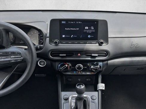 Used 2022 Hyundai Kona SEL FWD image 20