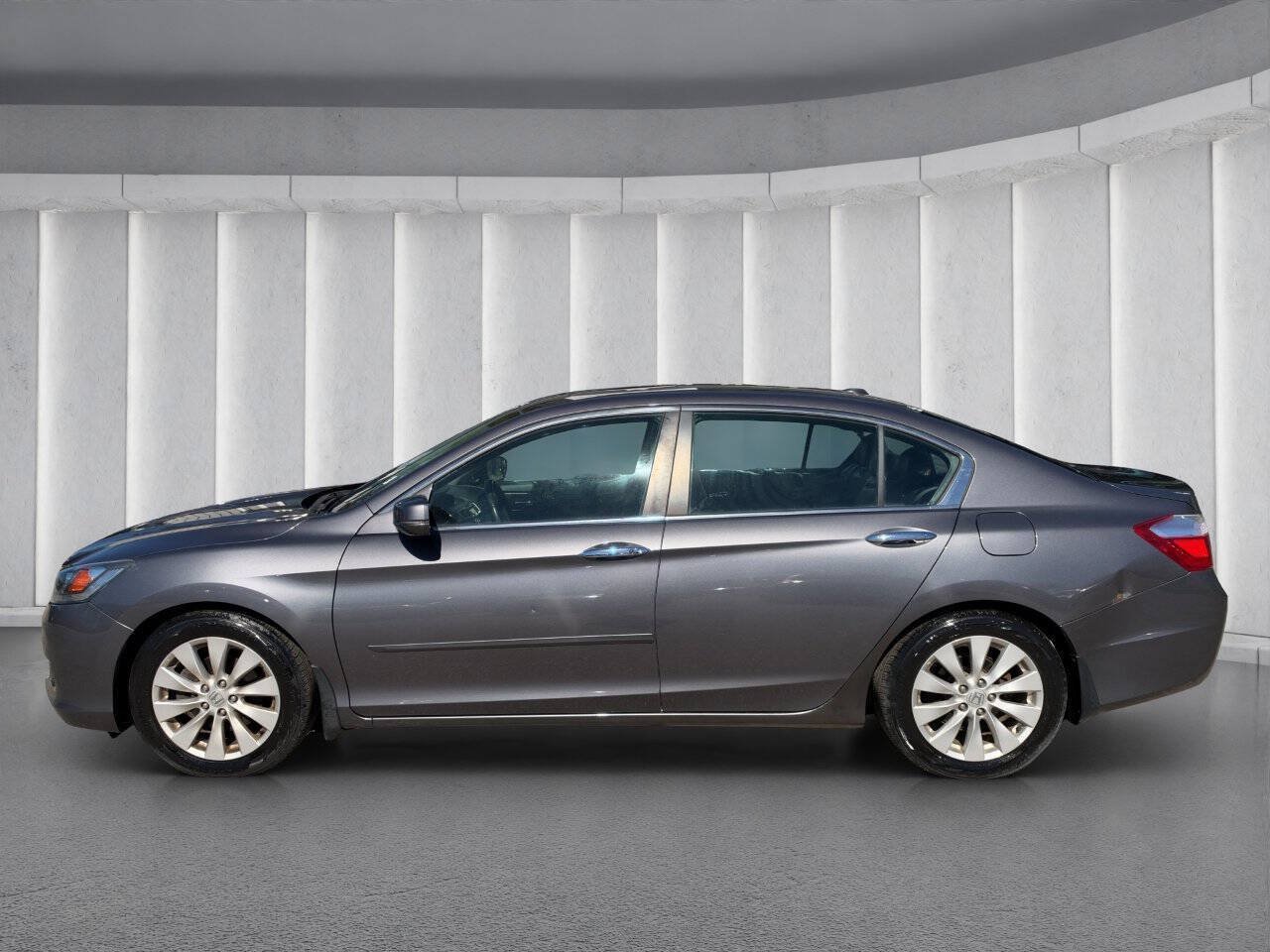Used 2014 Honda Accord EX-L image 2