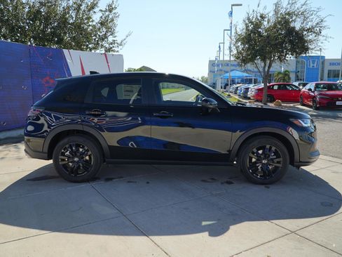New 2026 Honda HR-V Sport image 4