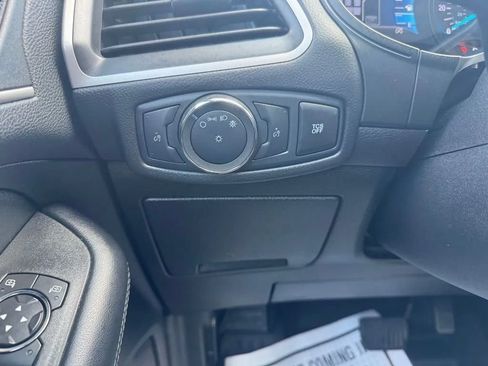 Used 2022 Ford Edge SEL AWD/4WD image 22