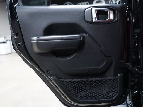 Used 2020 Jeep Wrangler Unlimited Sport AWD/4WD image 19