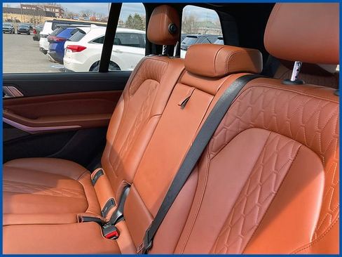Used 2023 BMW X7 xDrive40i w/ Executive Package image 10