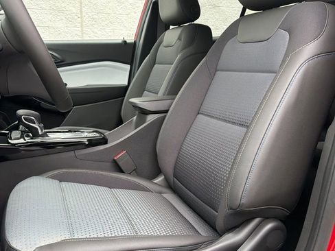 New 2026 Chevrolet Trax LT w/ Driver Confidence Package FWD image 7