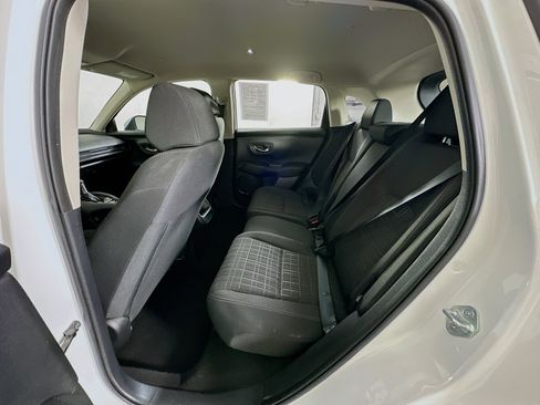 Used 2024 Honda HR-V LX image 25