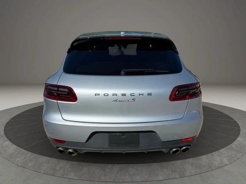 Used 2017 Porsche Macan S AWD/4WD image 4