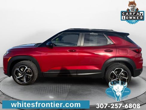 Certified 2021 Chevrolet TrailBlazer RS w/ Sun and Liftgate Package image 3