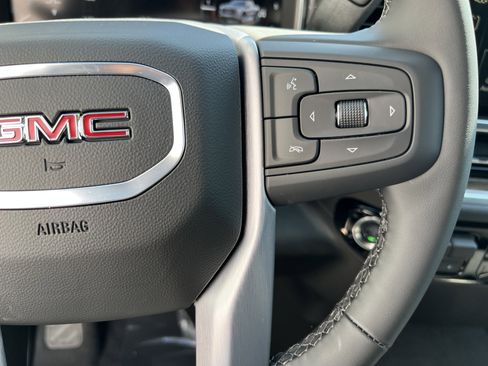 New 2026 GMC Sierra 1500 Elevation image 23