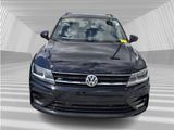 Used 2021 Volkswagen Tiguan SE R-Line image 2
