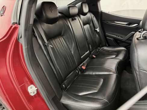 Used 2015 Maserati Ghibli S Q4 AWD/4WD image 25