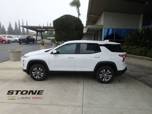 New 2026 Chevrolet Equinox LT image 5