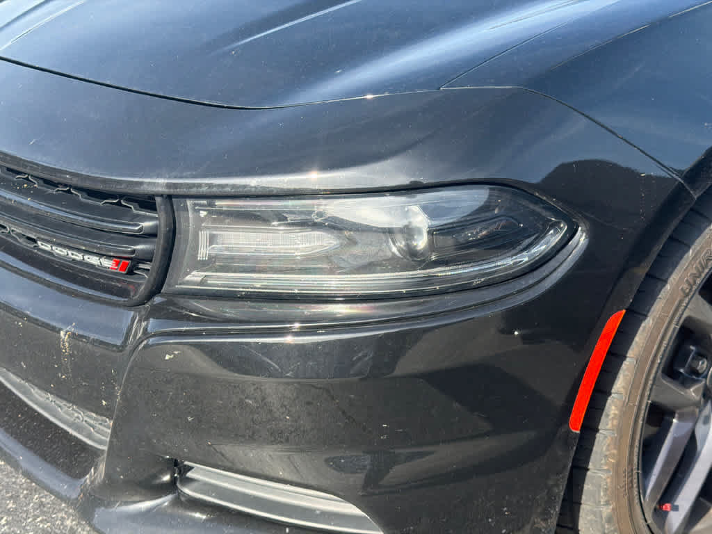 Used 2020 Dodge Charger SXT w/ Plus Group RWD image 3