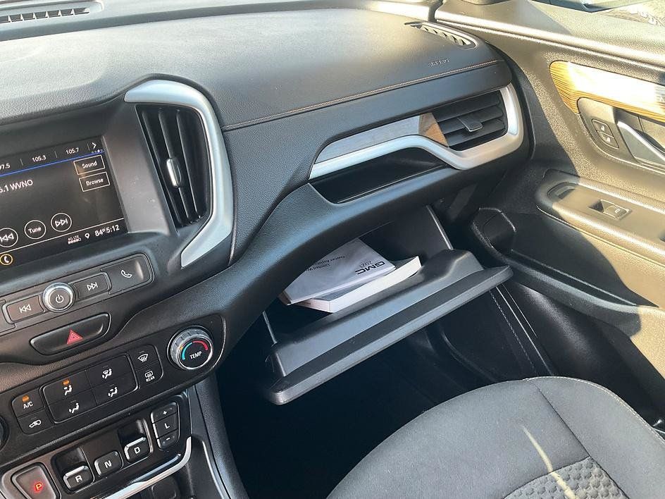 Used 2021 GMC Terrain SLE FWD image 23