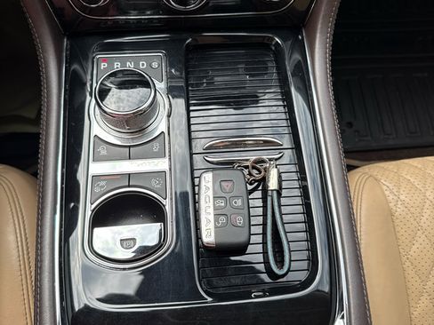 Used 2016 Jaguar XJ L Portfolio image 24