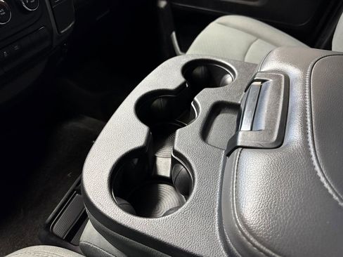 Used 2015 RAM 1500 Express image 33