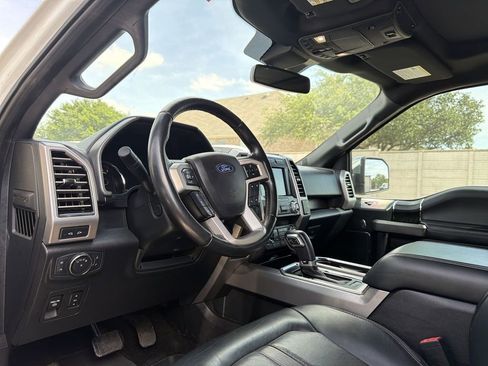 Used 2020 Ford F150 Platinum w/ Equipment Group 701A Luxury AWD/4WD image 7