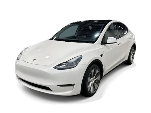 Certified 2021 Tesla Model Y Long Range AWD/4WD image 14