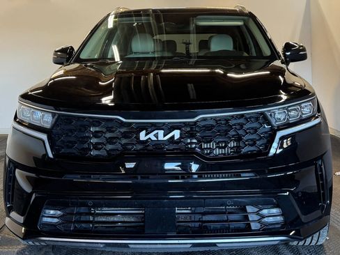 Used 2022 Kia Sorento SX w/ Panoramic Sunroof Package AWD/4WD image 3