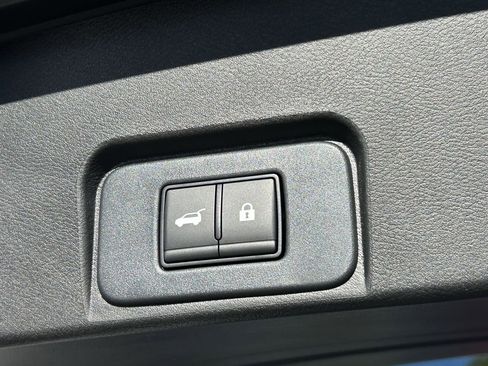 New 2026 Nissan Rogue SV FWD image 14