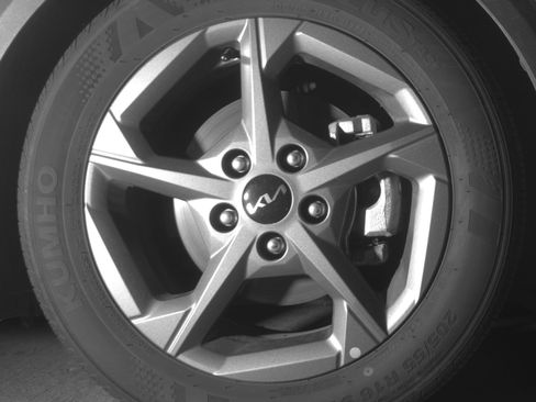 Used 2025 Kia K4 LXS image 13