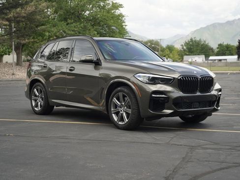 Used 2023 BMW X5 xDrive40i w/ M Sport Package AWD/4WD image 7