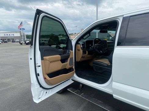 Used 2025 Ford F250 Lariat w/ Chrome Package AWD/4WD image 10