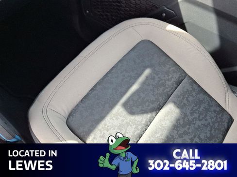 Used 2023 Ford Bronco Wildtrak image 26