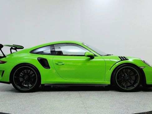 Used 2019 Porsche 911 GT3 RS image 6