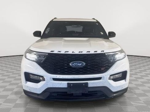 Used 2023 Ford Explorer ST w/ Equipment Group 401A image 2
